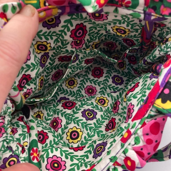 Vera Bradley Multicolor “Little Princess” bag in the Viva la Vera Pattern - Picture 8 of 10